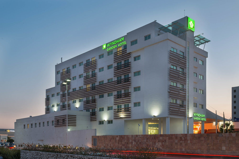 Hs Hotsson Smart Leon Centro Max Hotel Exterior photo